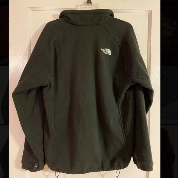 Men’s Size M North Face Jacket - Picture 2 of 3